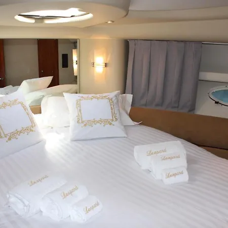 Porto Private Yacht- Accommodation Douro River Exterior photo